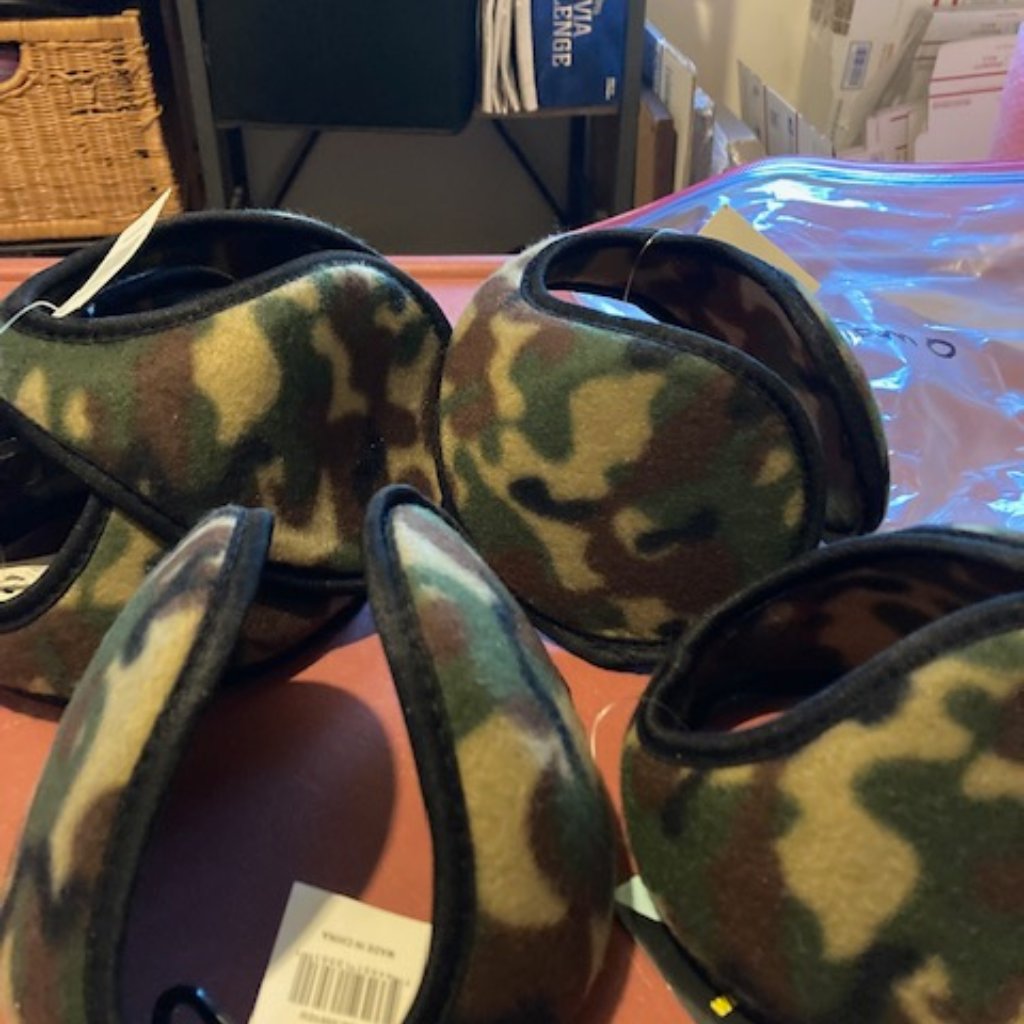 Solid Wing Earmuffs